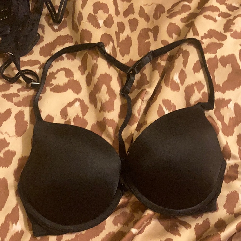 Front clip wear everywhere tshirt bra